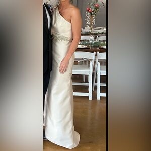 Champagne mother of bride dress size 4 fits like a 2 with rhinestone belt